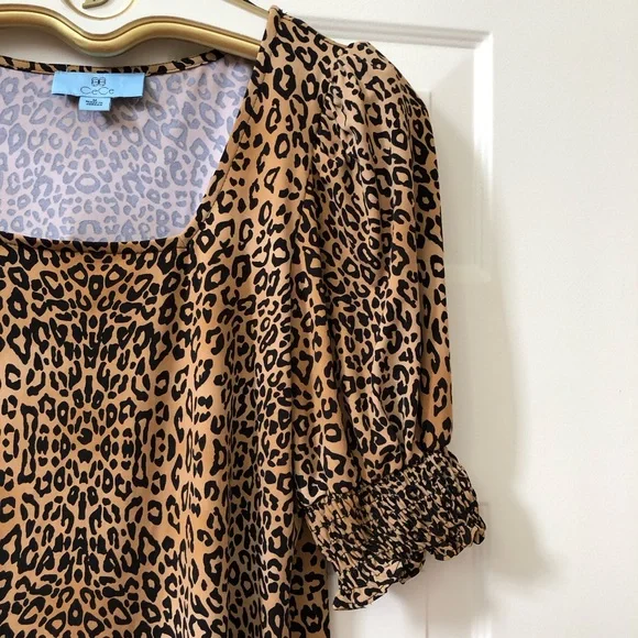 CeCe Leopard Print Top w/Square Neckline & Elastic Smocking At Bottom Of Sleeves - Picture 3 of 7